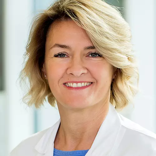 Prof. Priv. Doz. Dr. Nika Skoro-Sajer in Wien